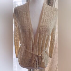 Old Navy cotton light beige cardigan, size S, great pre-owned condition!